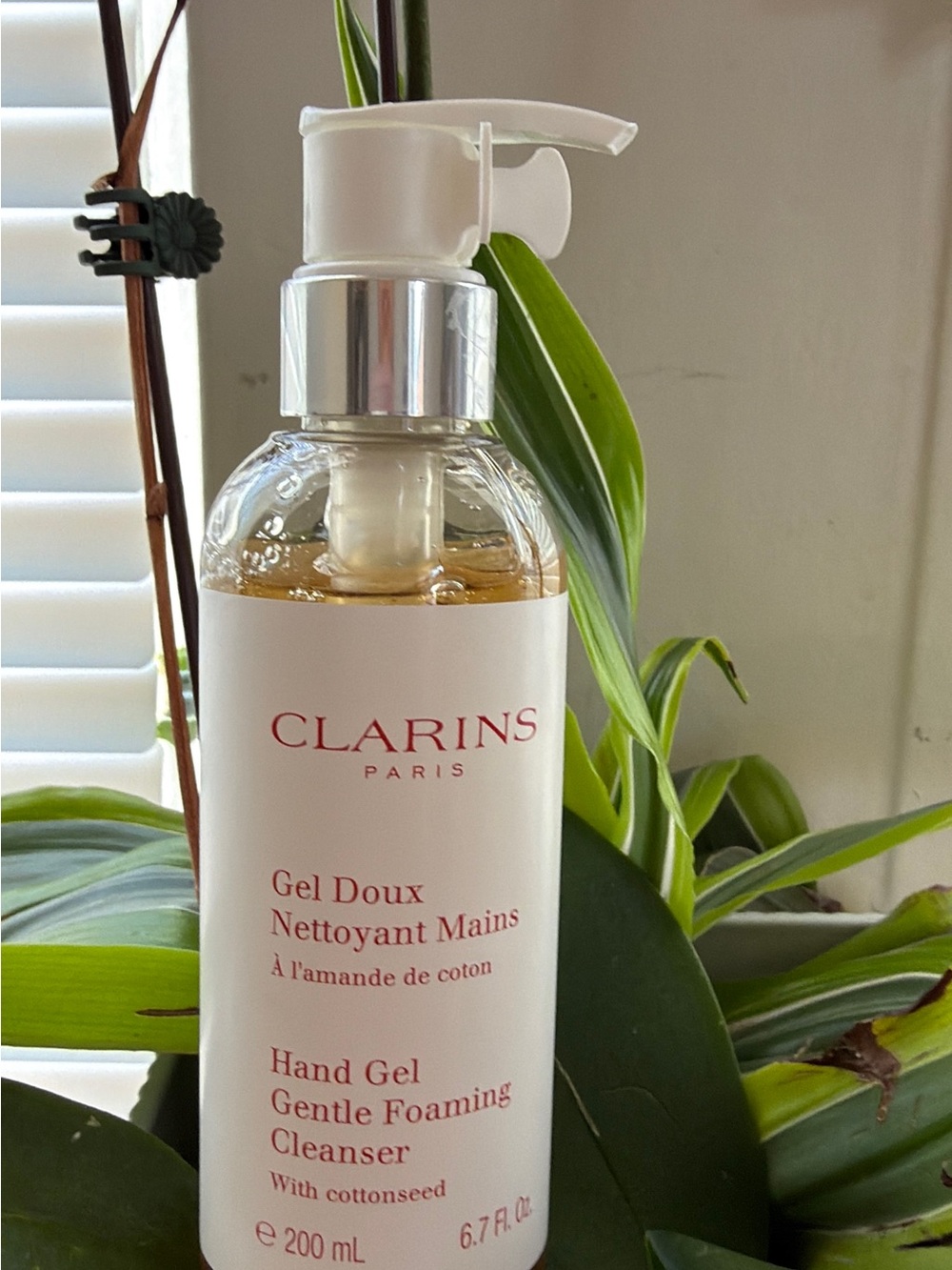 Clarins Hand Gel Gentle Foaming Cleanser - White and Clear